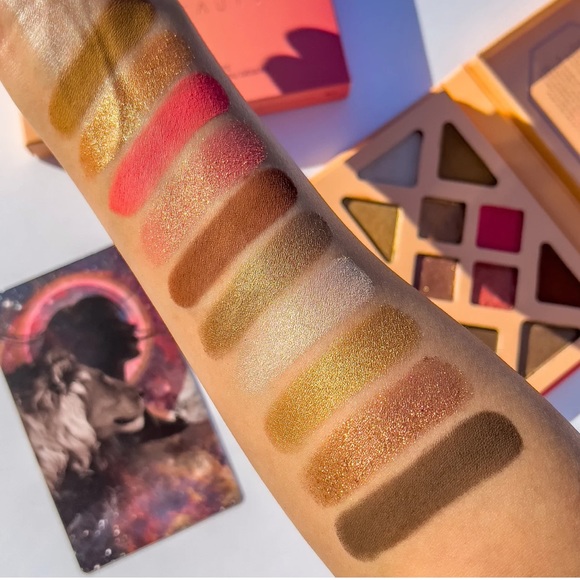 athr beauty eyeshadow palette - Picture 5 of 7